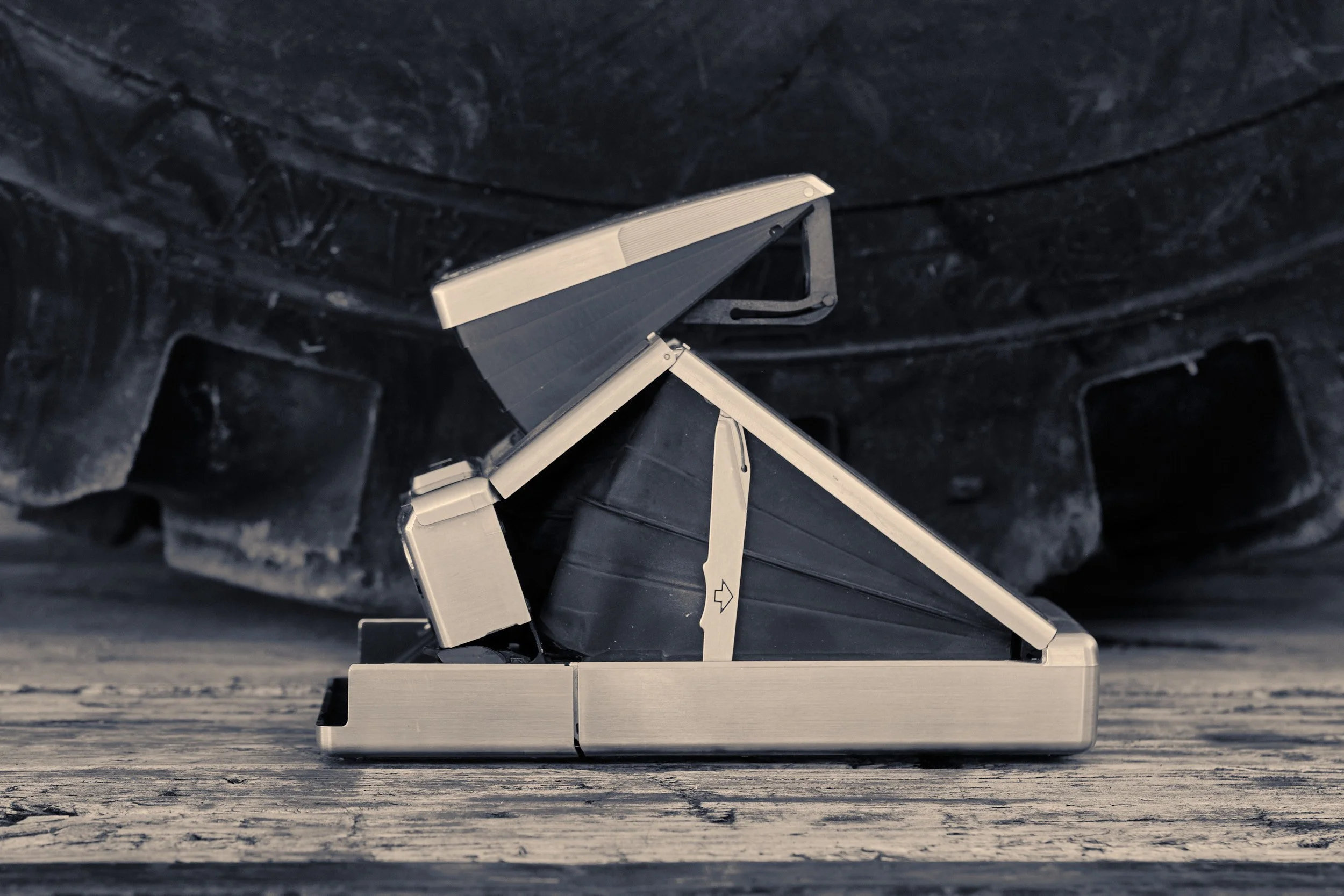 Polaroid SX-70 — Mass Made Soul